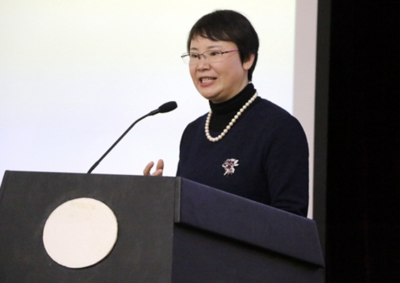 第一屆委員會副主任委員兼秘書長、中國臺灣網總經理兼總編輯劉曉輝在會上作委員會第一屆工作報告.jpg